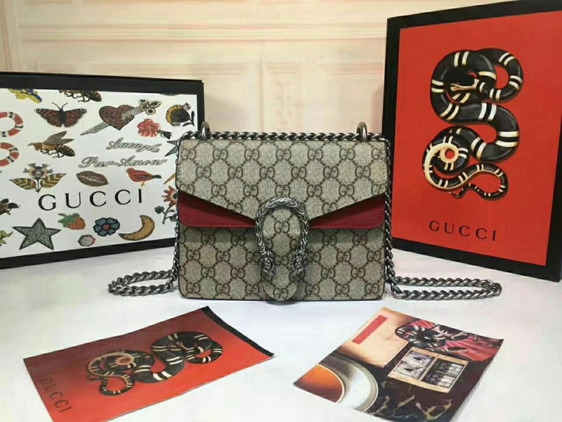 Gucci Handbags 725